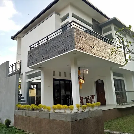 Legong Guesthouse