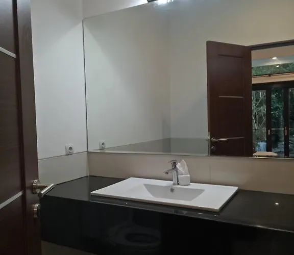 Guest house Legong